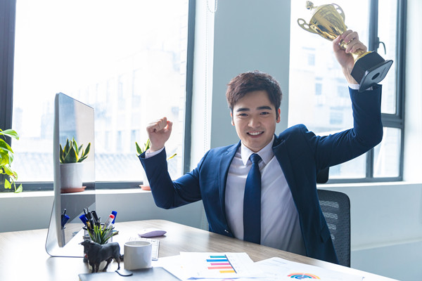 合理控制薪酬成本，提高企業(yè)利潤(rùn)與員工福利水平