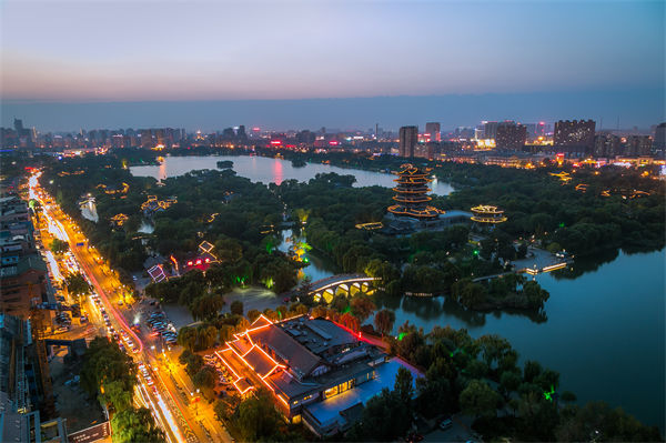 戰(zhàn)略規(guī)劃總落空？濟(jì)南戰(zhàn)略咨詢公司如何讓目標(biāo)落地有跡可循？