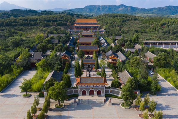企業(yè)計(jì)劃年年空轉(zhuǎn)？煙臺年度經(jīng)營咨詢?nèi)绾巫屇繕?biāo)從模糊變可落地？